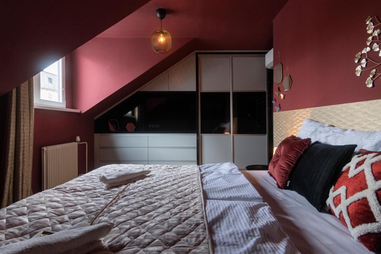 Golden Tree Loft In The Heart Of Апартаменти